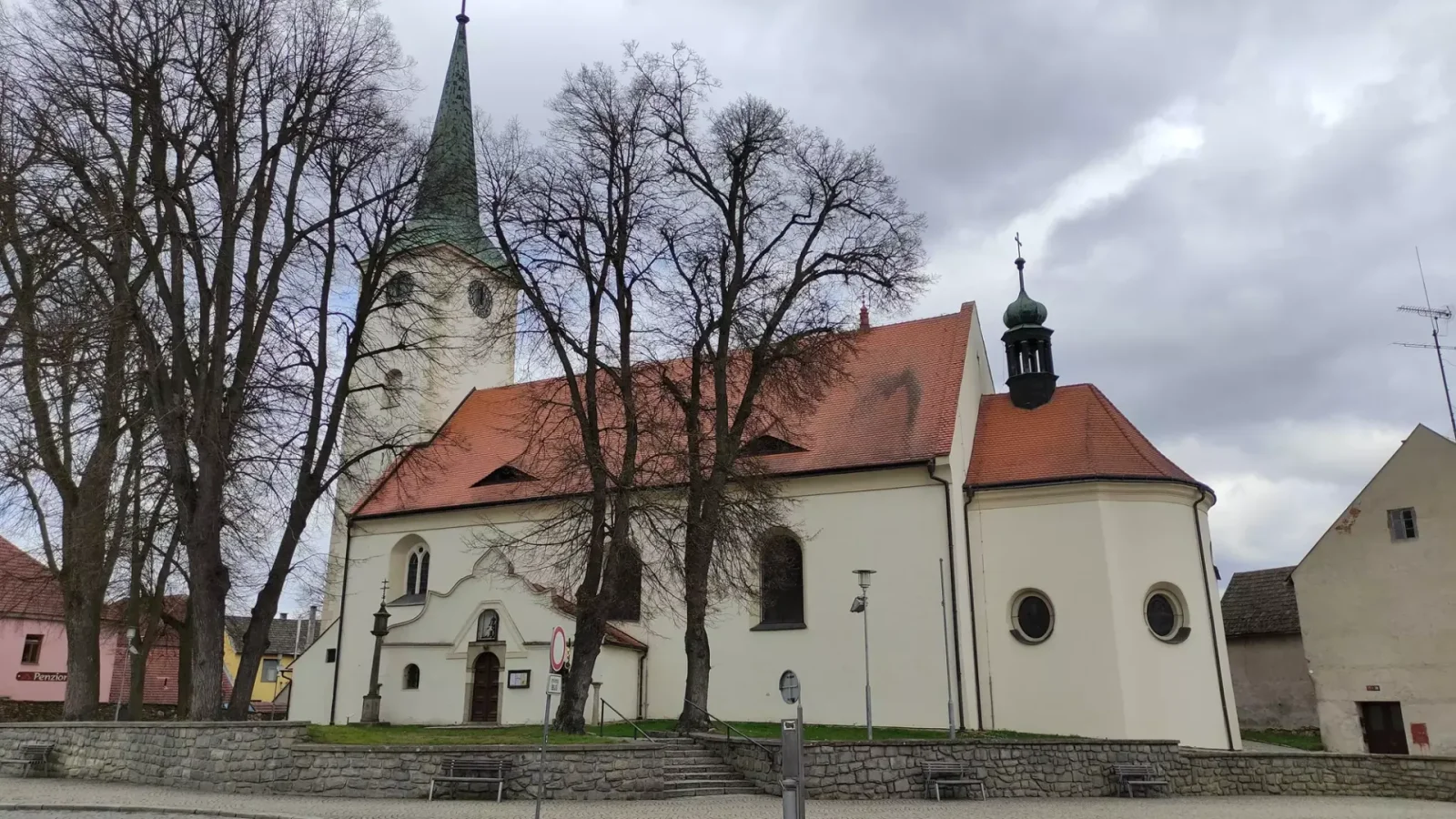 Kostel sv. Kateřiny Sienské (TEST video náhled) – Kostel / sakrální stavba, Třešť